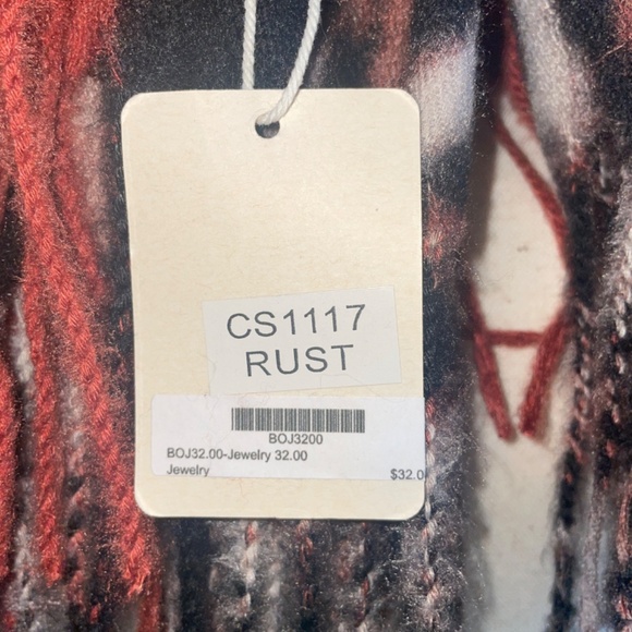 Animal Print Extra Long Scarf or Shawl,  Fadivo New York, NWT - Picture 6 of 11